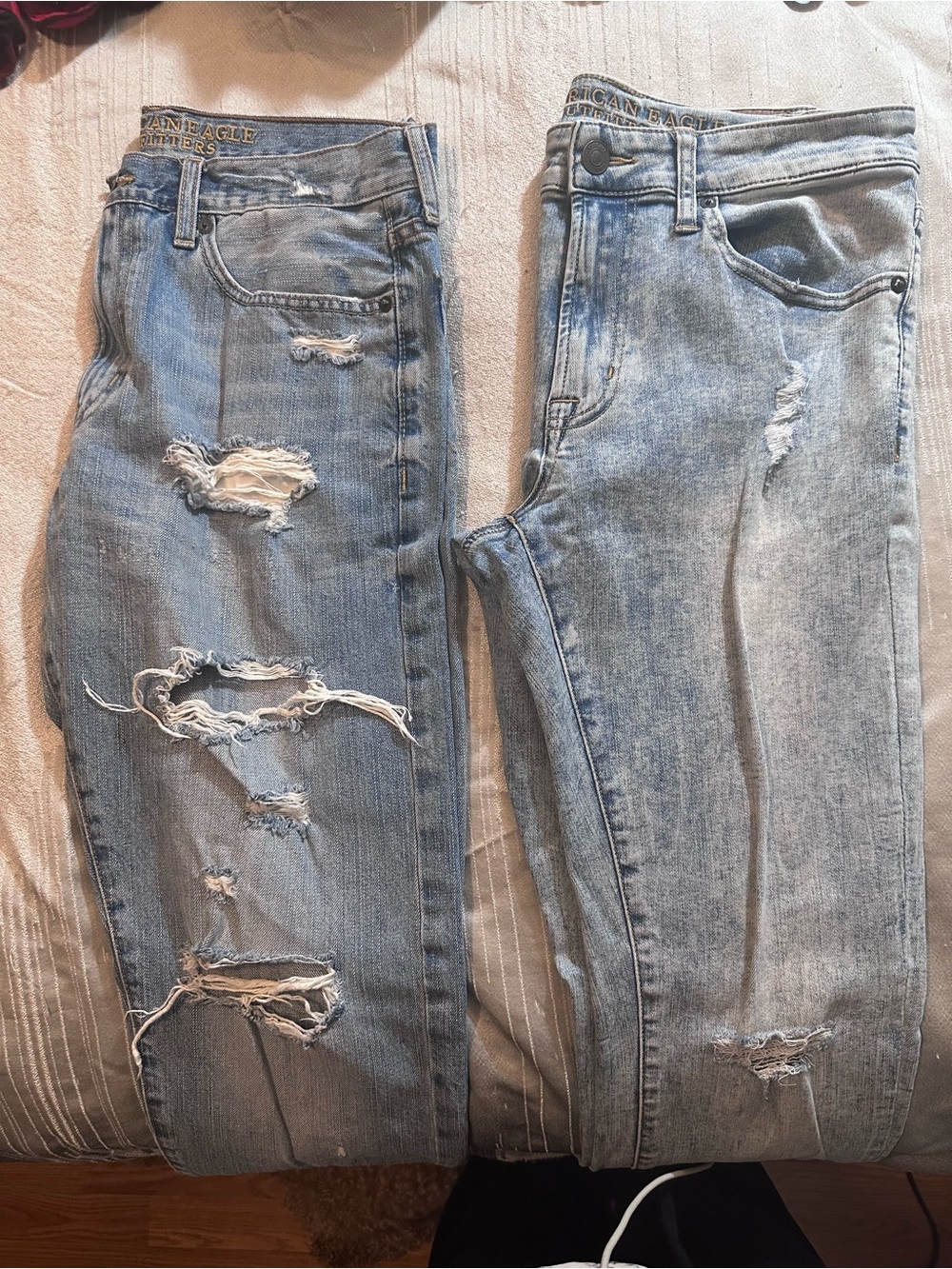 Men’s Light Blue Distressed Jeans - American Eagle Outfitters